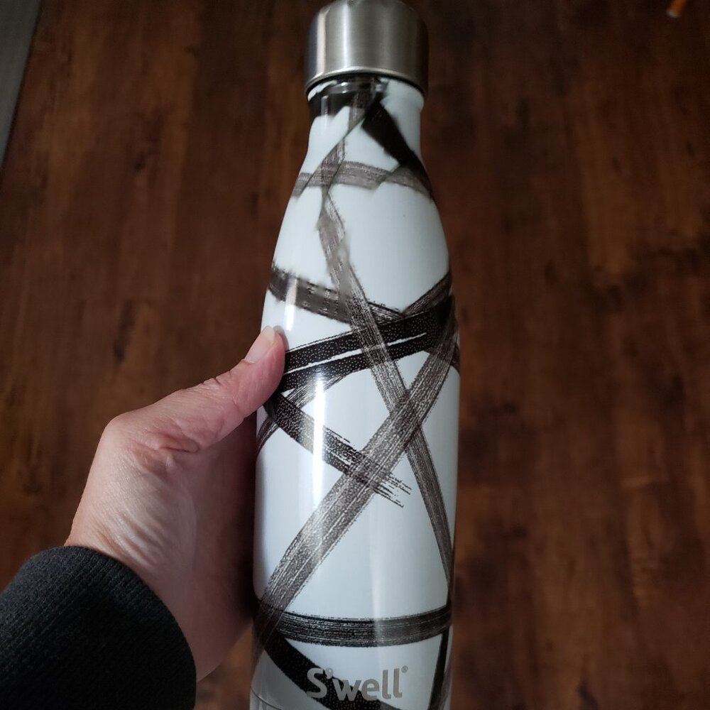Swell Water Bottle
